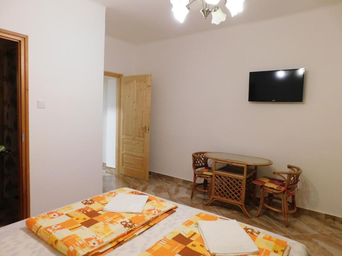 Szamóca Vendégház Miskolc Exterior foto