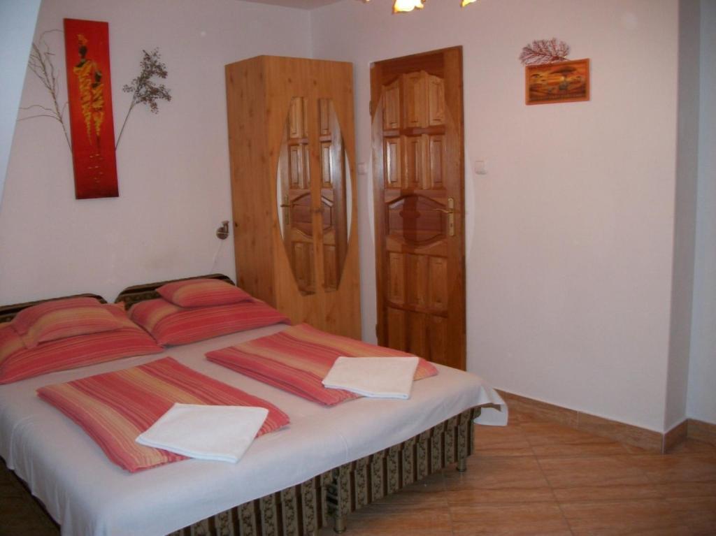Szamóca Vendégház Miskolc Quarto foto